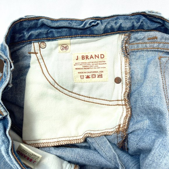 J brand cuffed distressed shorts 10430266 nimes - Picture 7 of 7